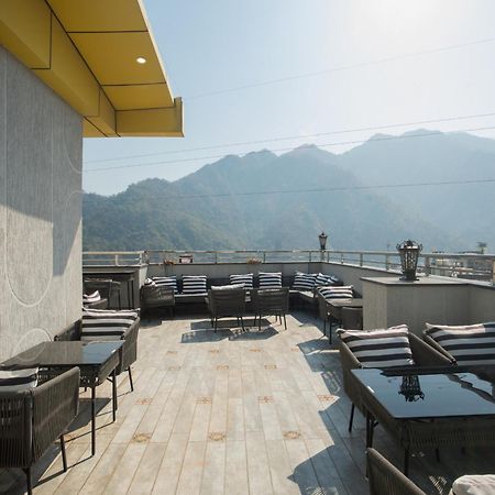 Moustache Rishikesh Luxuria Hostel Exterior photo